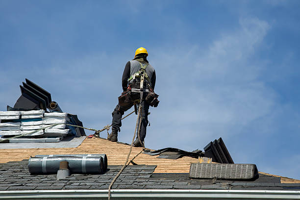 Professional Flat Roof Repair technician working in Duquesne, MO
